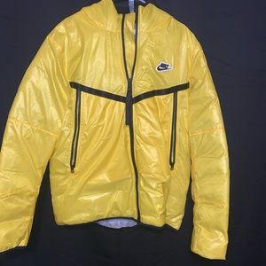 Nike XL yellow windrunner